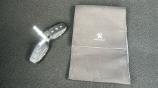 Peugeot 208 1.2 PureTech 100 Allure Premium + 5dr Petrol Hatchback